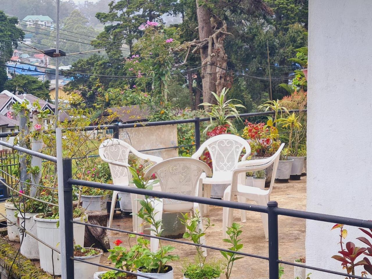 Sasru Holiday Home Nuwara Eliya Exterior photo